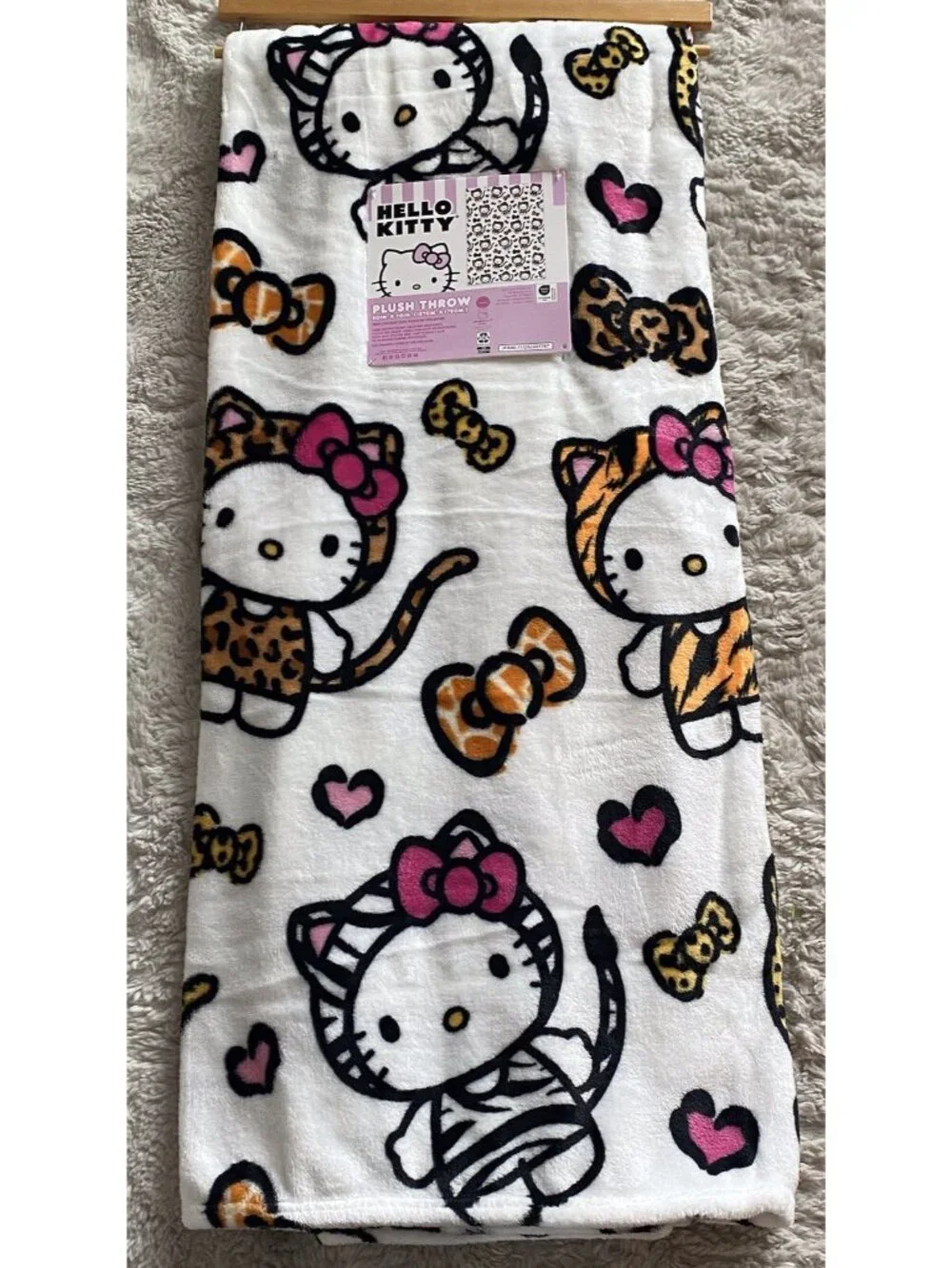 Hello Kitty Animal Print Soft Throw Blanket 50” X 70” Tiger Zebra Cheetah NEW